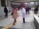 大阪難波駅5番口街頭サンプリング写真2