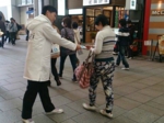 本通街頭サンプリング写真2