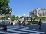 淀屋橋駅6・7番出口街頭サンプリング・街頭配布写真1